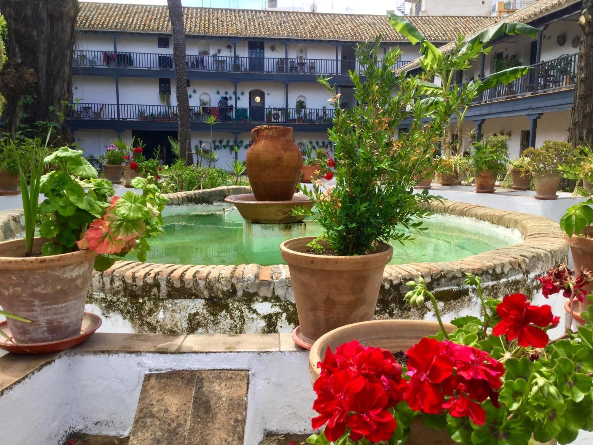 Andalusian Courtyard Siviglia